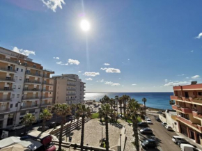 Appartamento Delfino Fronte Mare by Salentoville Gallipoli